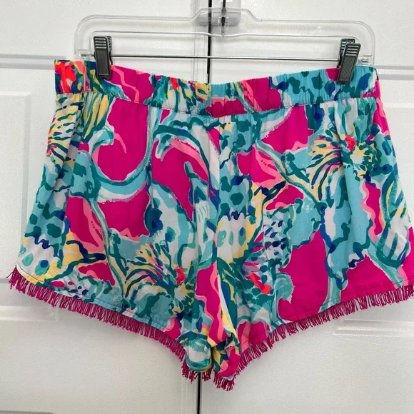 Lilly Pulitzer Shorts - Picture 2 of 3